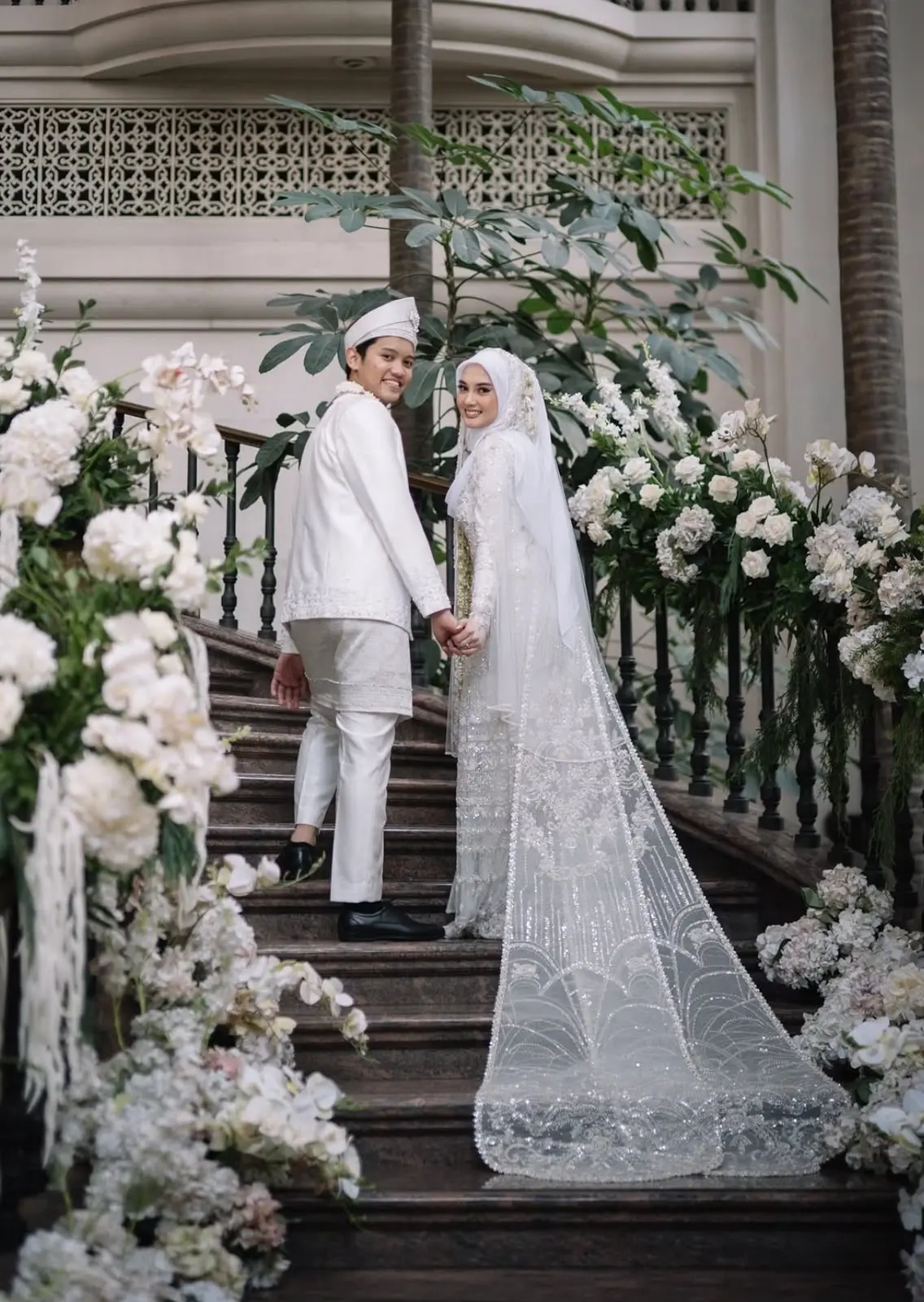 An Intimate White Affair